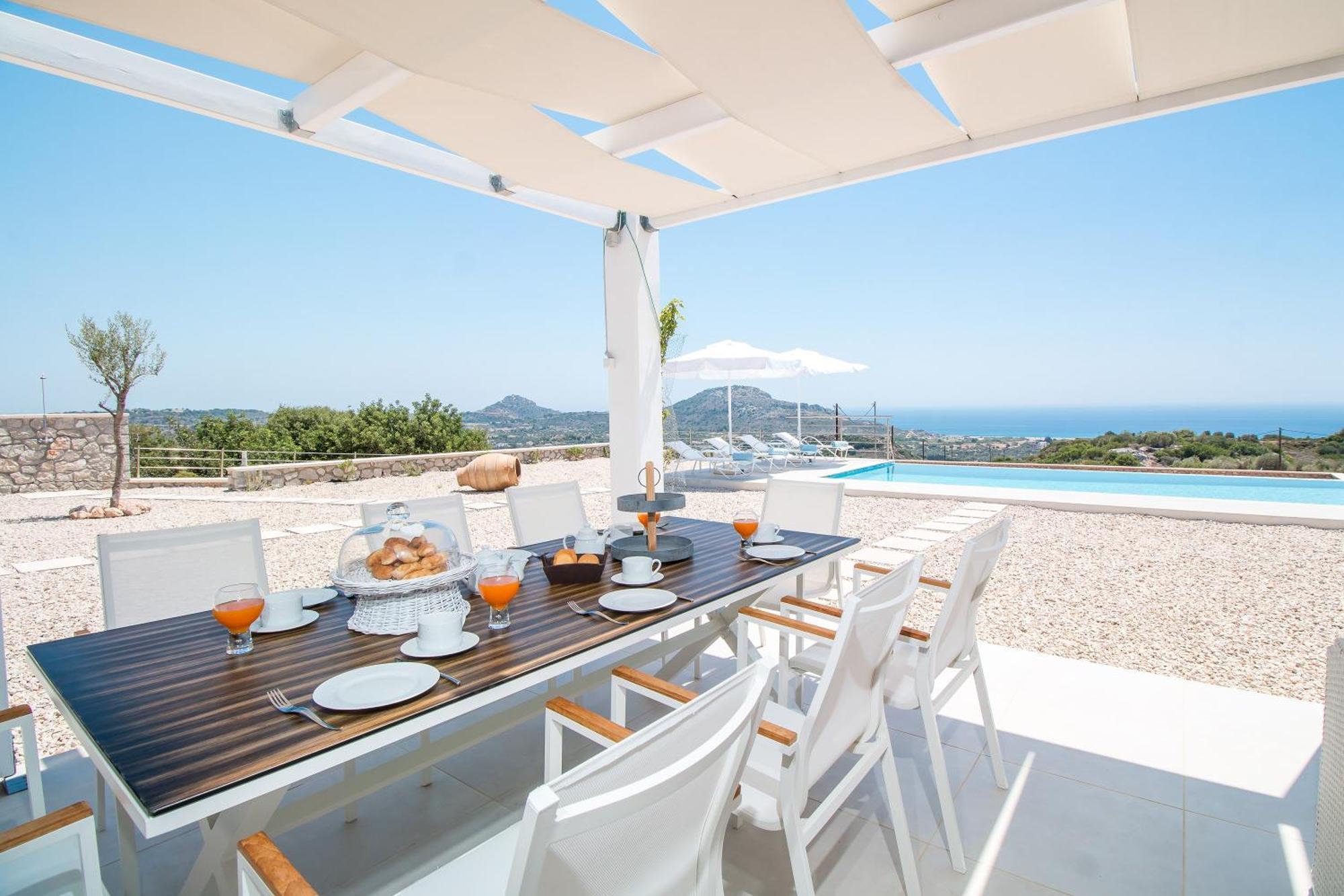 Francis & Gregorys Luxury Villas Afantou Exterior photo